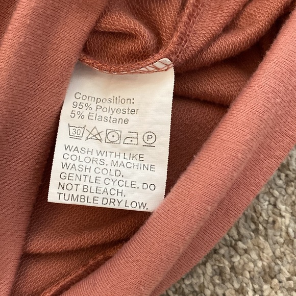 Pink Top - Picture 4 of 4